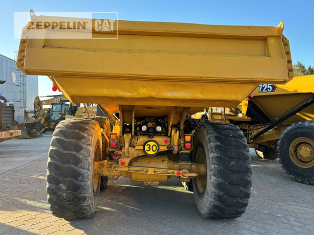 Cat 725-04A - Articulated dumper: picture 5 Cat 725-04A - Articulated dumper: picture 5