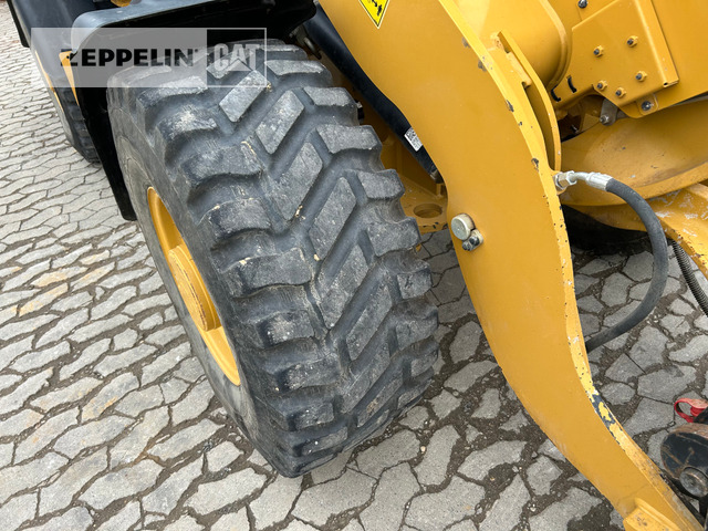 Wheel loader Cat 906-14: picture 8
