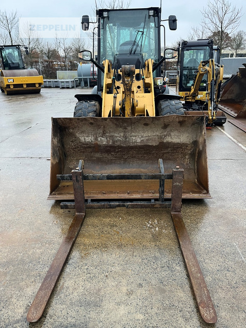 Cat 907M - Wheel loader: picture 2 Cat 907M - Wheel loader: picture 2