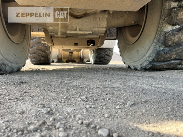 Wheel loader Cat 972MXE: picture 6
