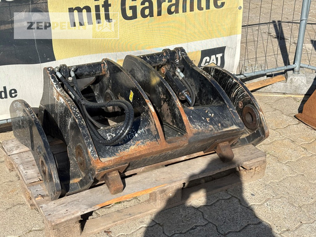 Cat FC950 - Quick coupler for Construction machinery: picture 1 Cat FC950 - Quick coupler for Construction machinery: picture 1