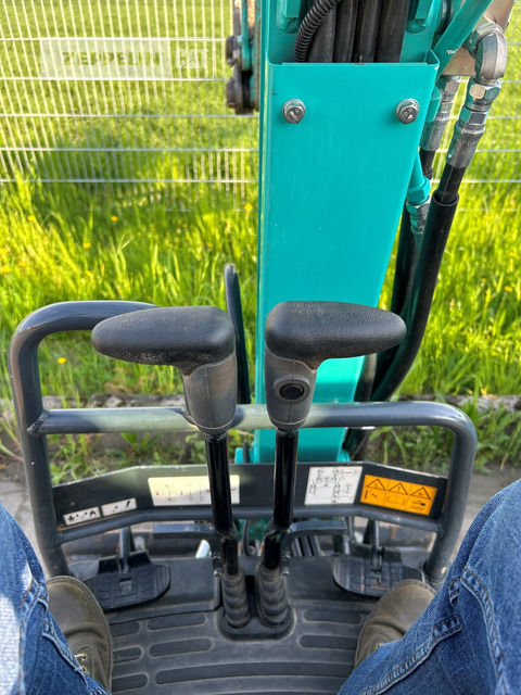 Mini excavator Kobelco SK10SR-2: picture 17