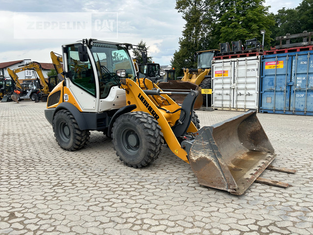 Liebherr L506 - Wheel loader: picture 1 Liebherr L506 - Wheel loader: picture 1