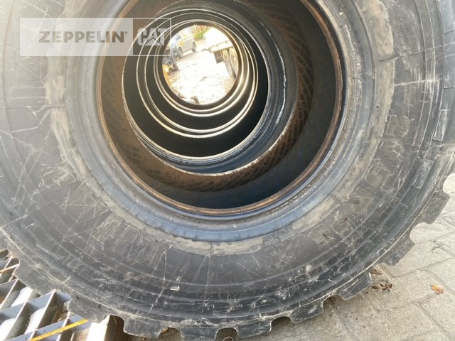 Michelin 4x 20.5R25XHA - Tire for Construction machinery: picture 5 Michelin 4x 20.5R25XHA - Tire for Construction machinery: picture 5