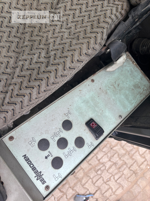 Waste/ Industry handler Sennebogen 821: picture 28