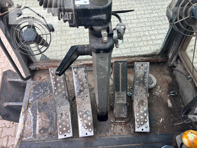 Waste/ Industry handler Sennebogen 821: picture 34