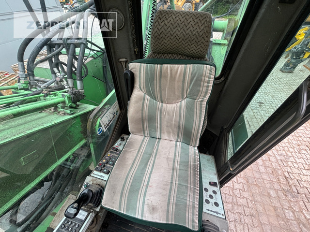 Waste/ Industry handler Sennebogen 821: picture 25