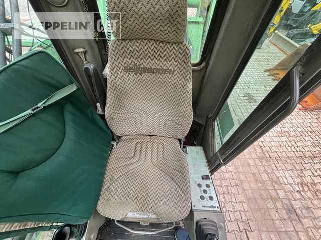 Waste/ Industry handler Sennebogen 821: picture 26