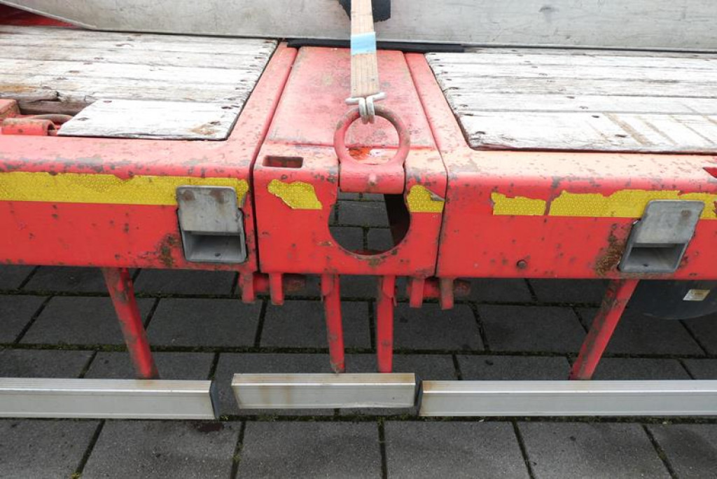 KAESSBOHRER LB4E EX-1 KK LOWBED Tiefladerauflieger AUSZIEHBAR-2x Lenkachsen - Low loader semi-trailer: picture 2 KAESSBOHRER LB4E EX-1 KK LOWBED Tiefladerauflieger AUSZIEHBAR-2x Lenkachsen - Low loader semi-trailer: picture 2