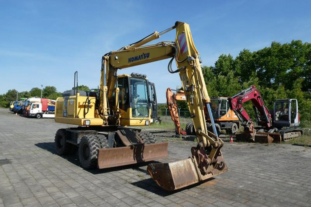 Komatsu Mobilbagger PW140-7 Mobilbagger - Wheel excavator: picture 1 Komatsu Mobilbagger PW140-7 Mobilbagger - Wheel excavator: picture 1