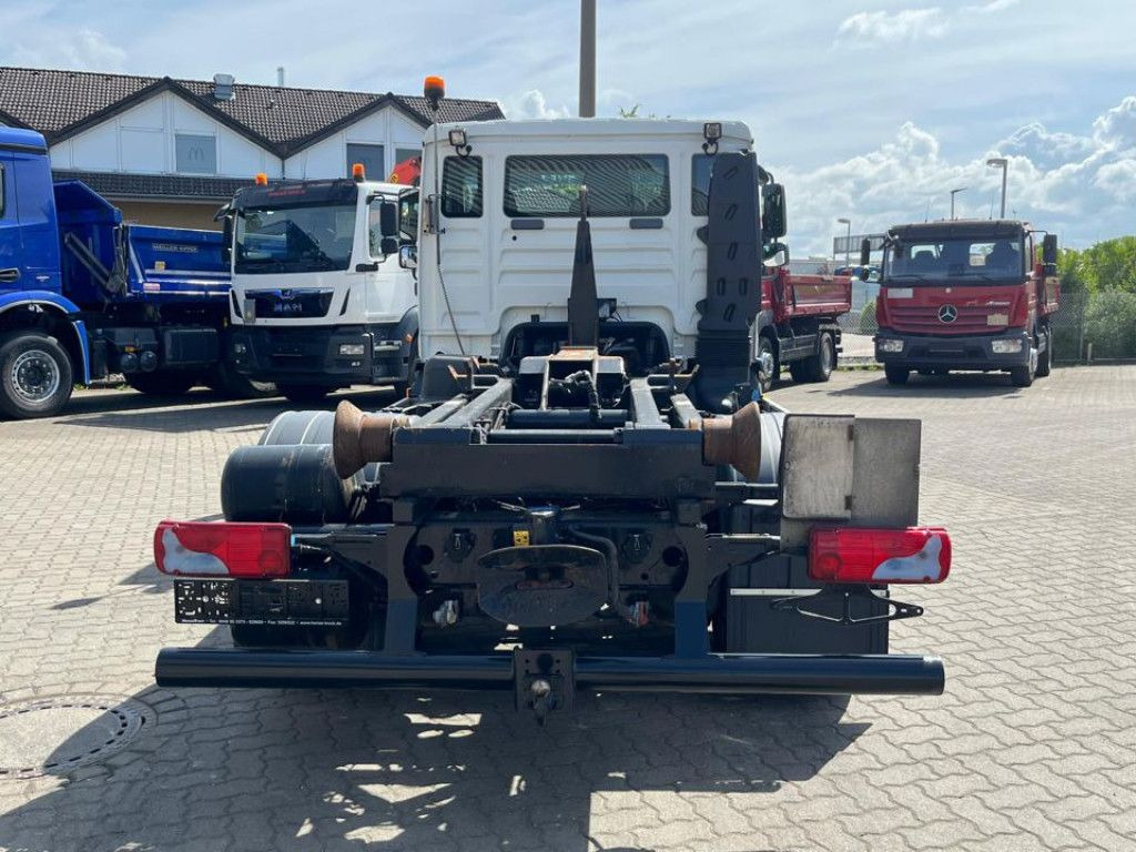 MAN TG-L 8.180 Abrollkipper - Hook lift truck: picture 5 MAN TG-L 8.180 Abrollkipper - Hook lift truck: picture 5