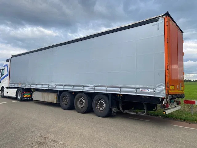 Schmitz Cargobull schuifzeil/dak 3 asser , schijfremmen , paletkist - Curtainsider semi-trailer: picture 1 Schmitz Cargobull schuifzeil/dak 3 asser , schijfremmen , paletkist - Curtainsider semi-trailer: picture 1