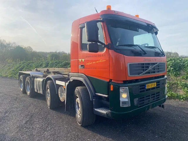 Volvo FM 440 8x4 ,containersysteem, handgeschakeld, luchtvering, naafreductie... - Cable system truck: picture 2 Volvo FM 440 8x4 ,containersysteem, handgeschakeld, luchtvering, naafreductie... - Cable system truck: picture 2