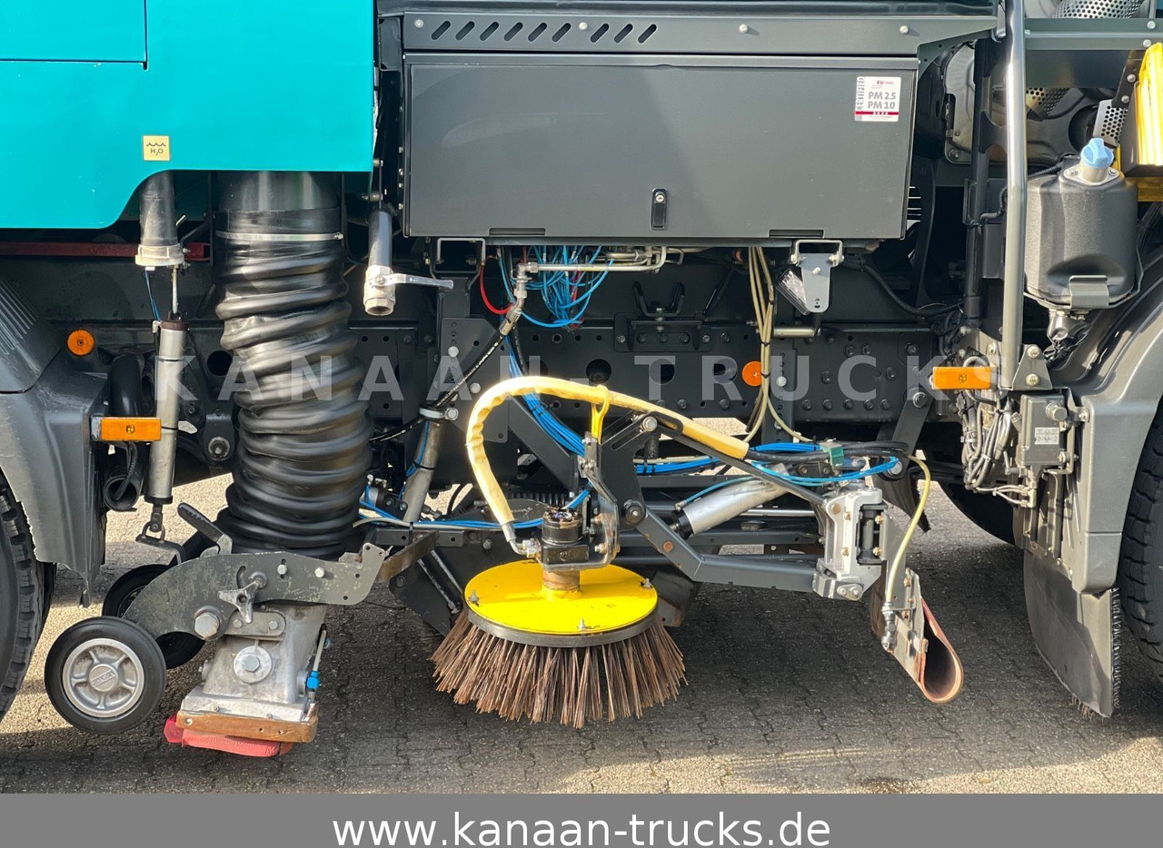 Road sweeper Mercedes-Benz 1324 Atego Johnston  VT652   120TKM  Euro6b: picture 10