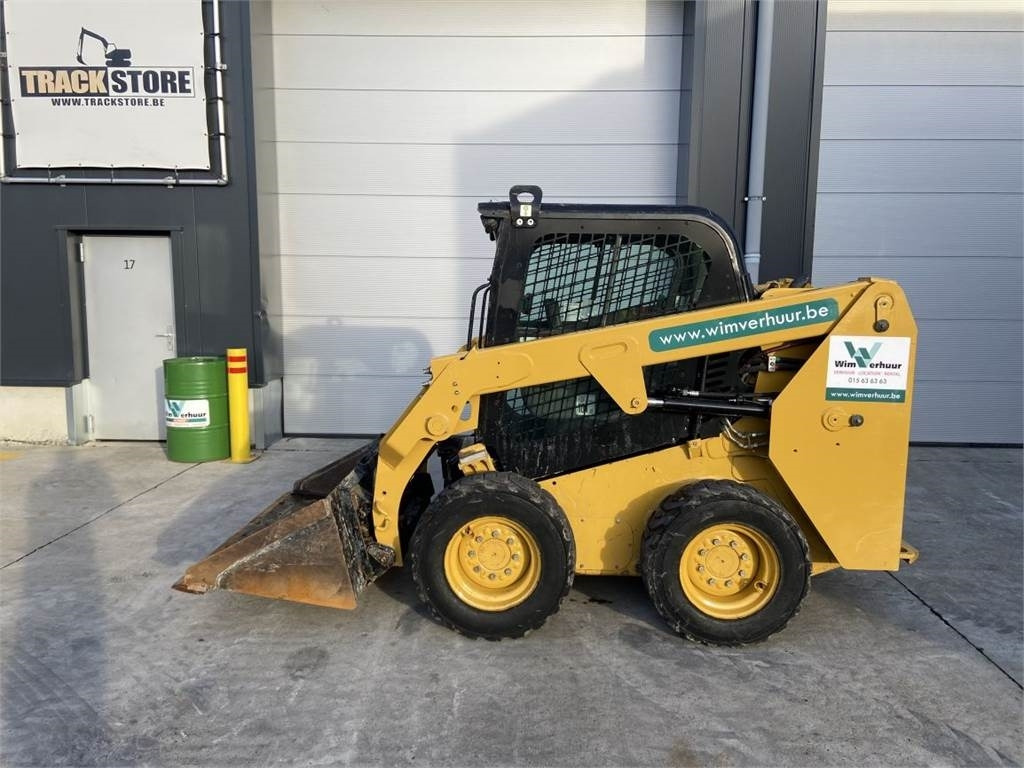 Skid steer loader CAT 226 D3 (5867): picture 1