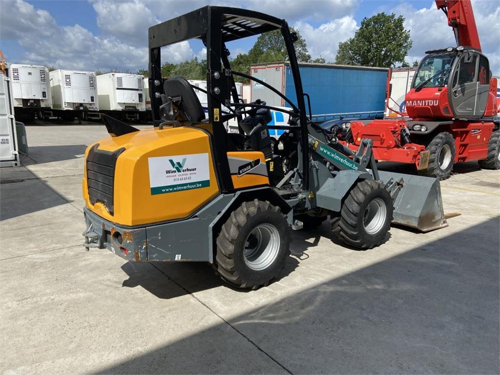 GiANT G2700 Xtra HD (6436) - Compact loader: picture 4 GiANT G2700 Xtra HD (6436) - Compact loader: picture 4