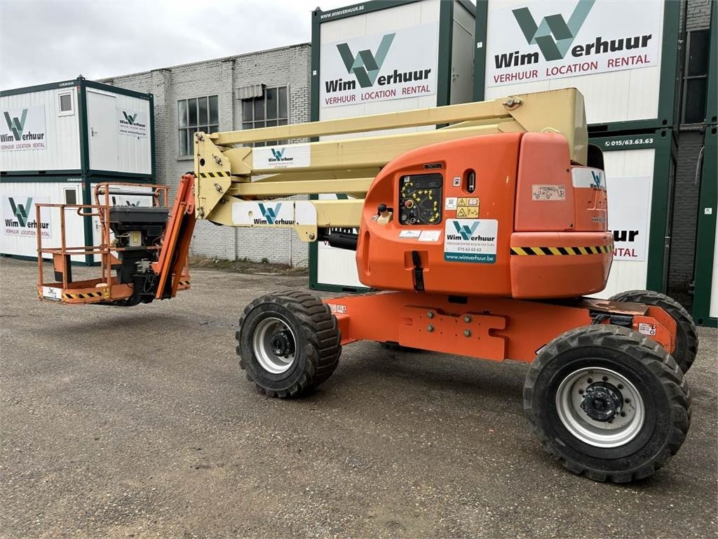 JLG 450AJ (3216) - Articulated boom: picture 1 JLG 450AJ (3216) - Articulated boom: picture 1