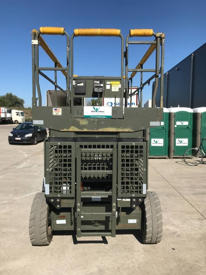 JLG M 3369 - Scissor lift: picture 4 JLG M 3369 - Scissor lift: picture 4