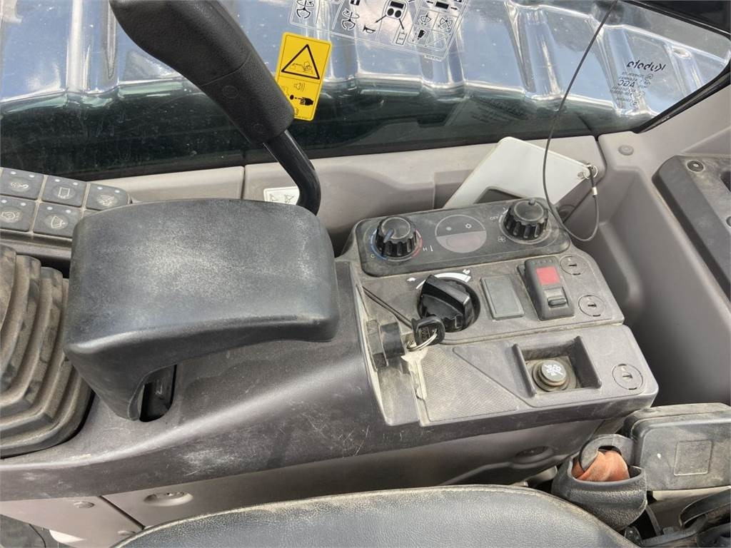 Mini excavator Kubota U50-5 (6969): picture 18