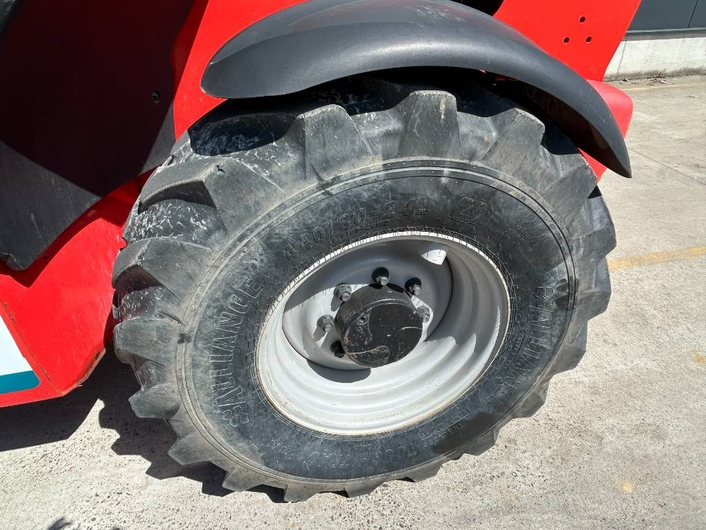 Telescopic handler Manitou MT 1840: picture 8