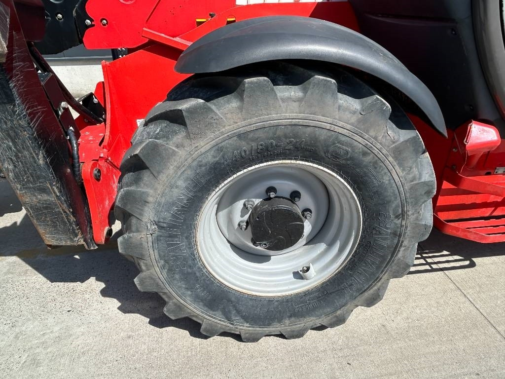 Telescopic handler Manitou MT 1840: picture 9