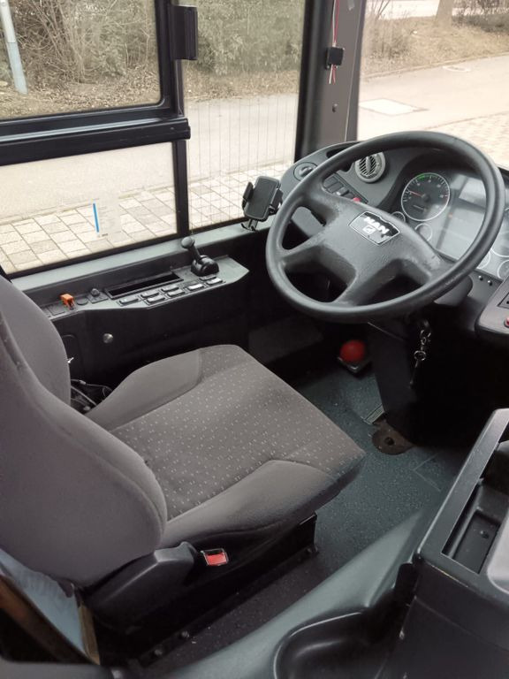 MAN A 23 Lion´s City G (EEV*Klima*TÜV 06/25) MAN A 23 Lion´s City G (EEV*Klima*TÜV 06/25) - Articulated bus: picture 4 MAN A 23 Lion´s City G (EEV*Klima*TÜV 06/25) MAN A 23 Lion´s City G (EEV*Klima*TÜV 06/25) - Articulated bus: picture 4