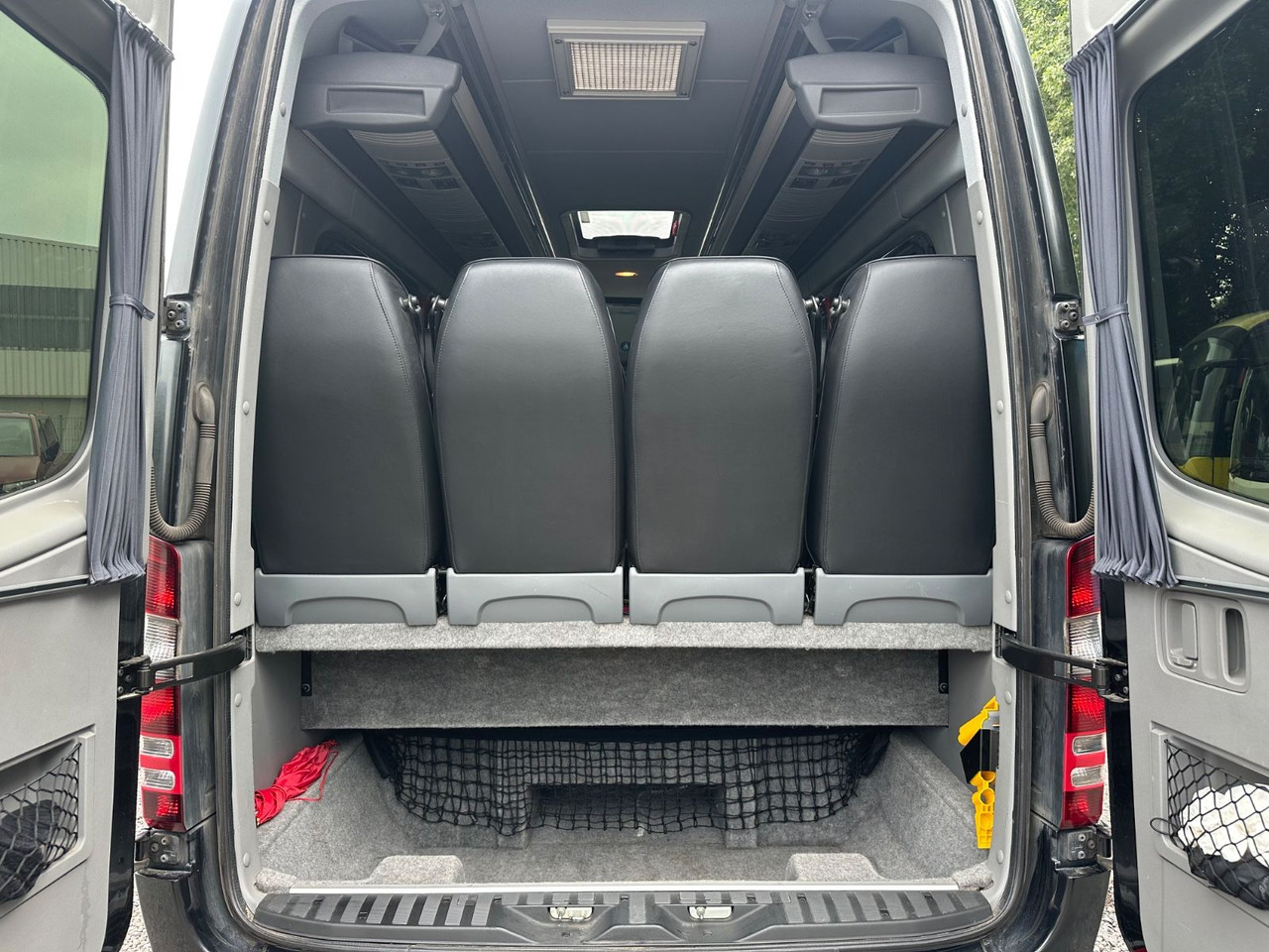 Mercedes-Benz Sprinter 519 CDi (Euro 6*Leder Sitze) - Minibus, Passenger van: picture 4 Mercedes-Benz Sprinter 519 CDi (Euro 6*Leder Sitze) - Minibus, Passenger van: picture 4