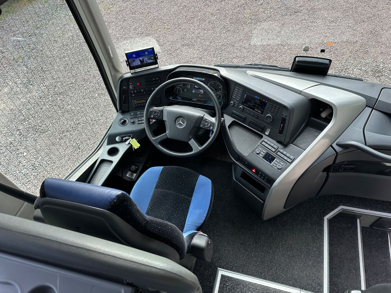 Mercedes-Benz Tourismo E 16 RHD-M/2A (wenig Km*TOP*61 Sitze) - Coach: picture 5 Mercedes-Benz Tourismo E 16 RHD-M/2A (wenig Km*TOP*61 Sitze) - Coach: picture 5