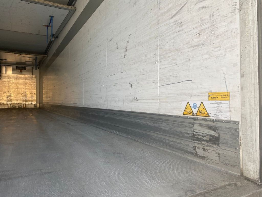 Schmitz Cargobull ThermoKing SKO 24/L FP-45 SLXi 300 Cool - Refrigerator semi-trailer: picture 5 Schmitz Cargobull ThermoKing SKO 24/L FP-45 SLXi 300 Cool - Refrigerator semi-trailer: picture 5