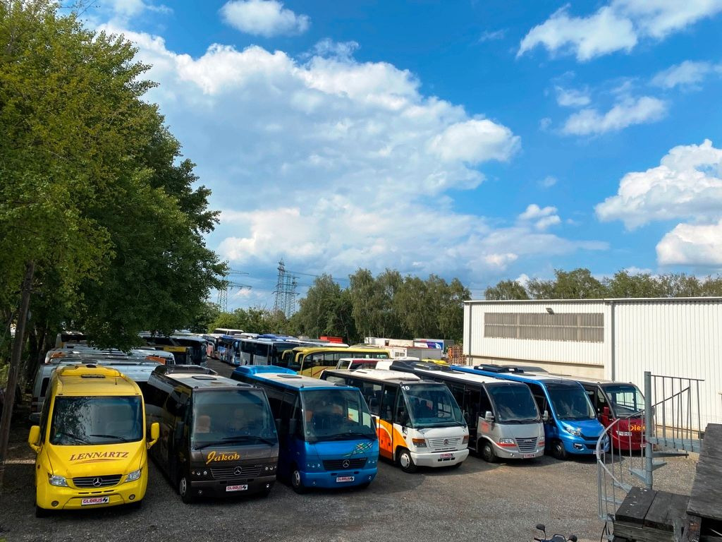 Lease a  Volkswagen T6 Kombi (PDC Hi*ACC*StandHz*9 Sitzer*AC) Volkswagen T6 Kombi (PDC Hi*ACC*StandHz*9 Sitzer*AC): picture 16