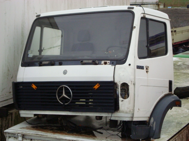 MERCEDES BENZ SK 1722 1824 1827 1831 1850 - Cab: picture 1 MERCEDES BENZ SK 1722 1824 1827 1831 1850 - Cab: picture 1